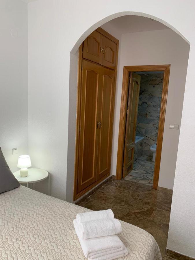 Apartamento Con Encanto Y Parking Privado Y Gratuito Granada Luaran gambar