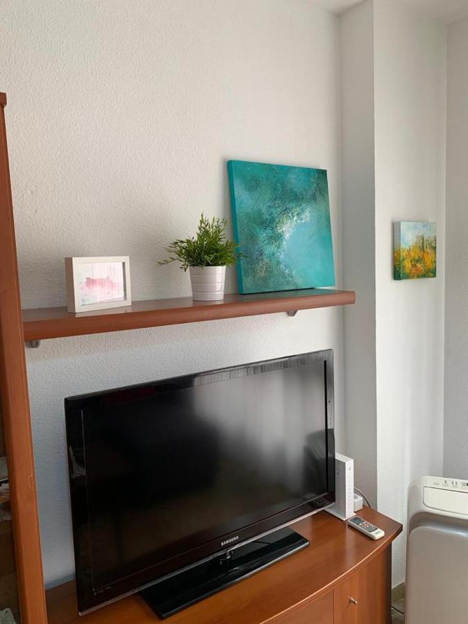 Apartamento Con Encanto Y Parking Privado Y Gratuito Granada Luaran gambar